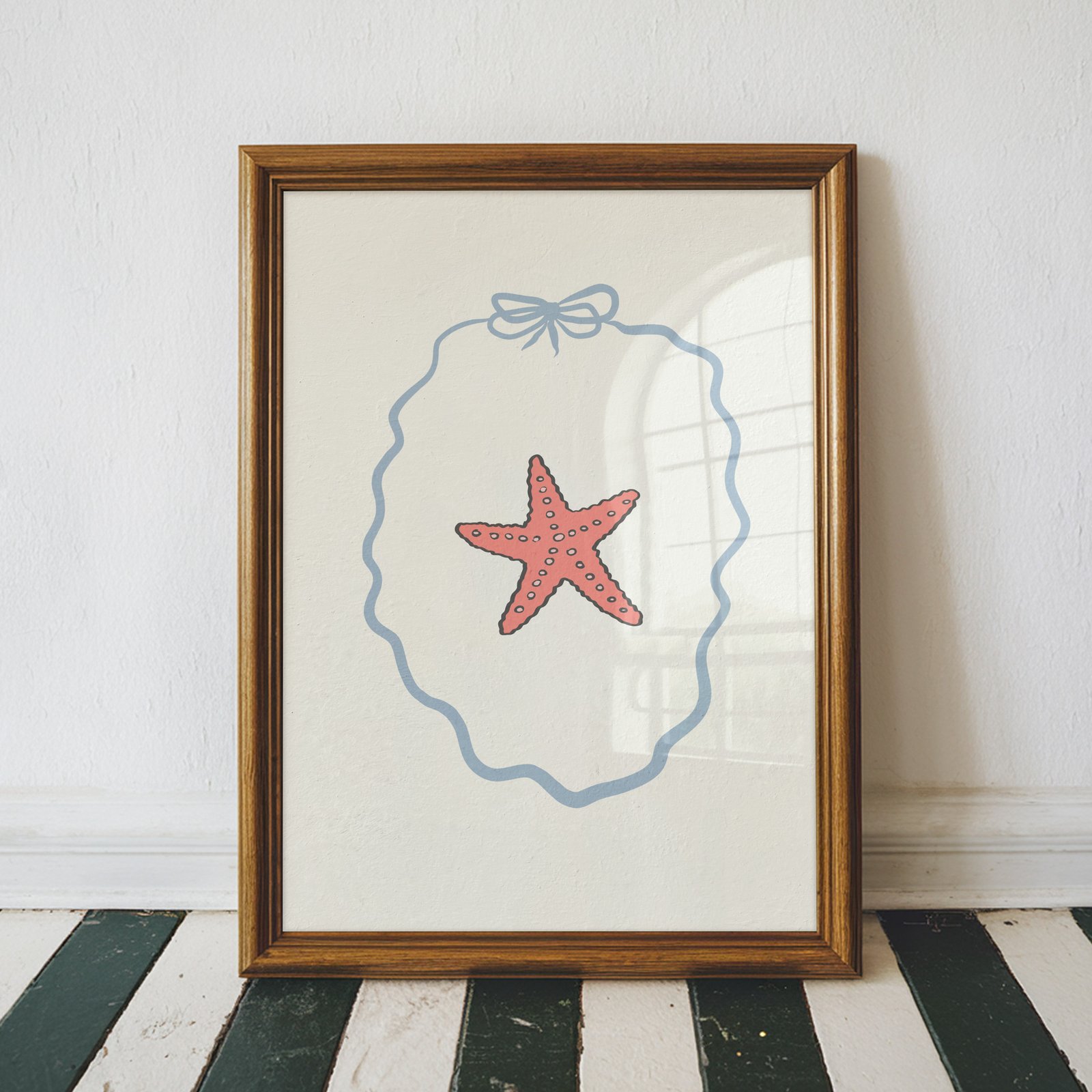 Starfish in a Bow Frame - Image 3